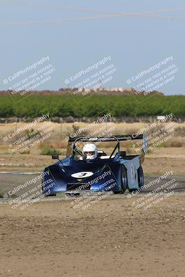 media/Apr-30-2022-CalClub SCCA (Sat) [[98b58ad398]]/Group 6/Race (Outside Grapevine)/